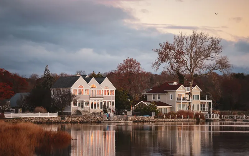Homes in Paramus