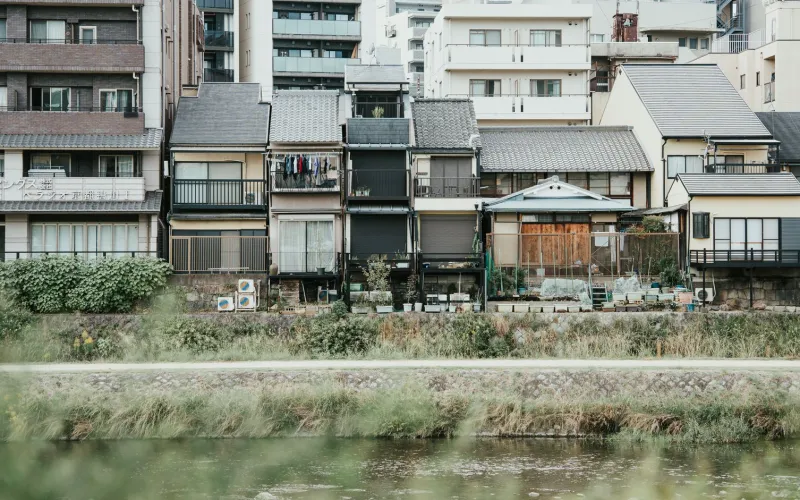 Homes in River Edge